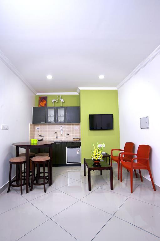 טריואנדרום Vasudevam Premium Suites מראה חיצוני תמונה
